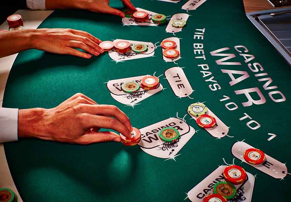ایک اکاؤنٹ بنائیں یا Crazy Jackpot کیسینو میں لاگ ان کریں۔
