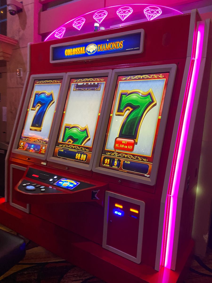Crazy Jackpot کیسینو میں سلاٹ کھیلنا شروع کریں۔